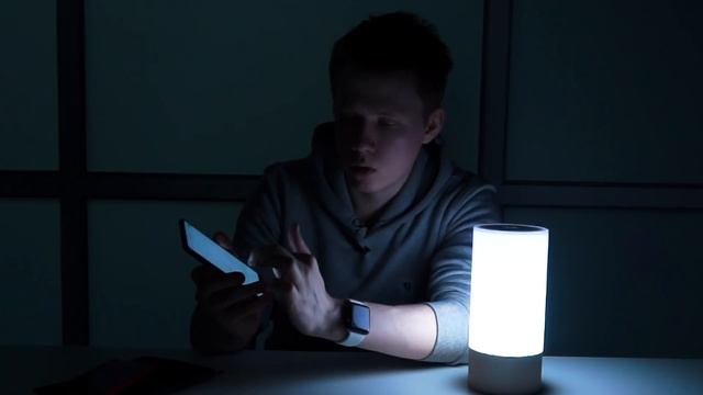 Ночник, да и только: видеообзор Mi Bedside Lamp от Xiaomi смотреть онлайн
