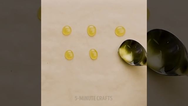36 КРУТЫХ И ПОЛЕЗНЫХ БЬЮТИ-ЛАЙФХАКОВ смотреть онлайн