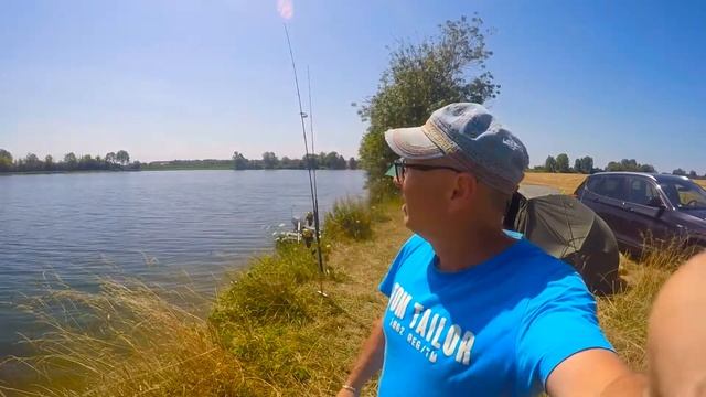 Сом на подводный поплавок waller Angeln Ловля сома рыбалка на сома смотреть онлайн