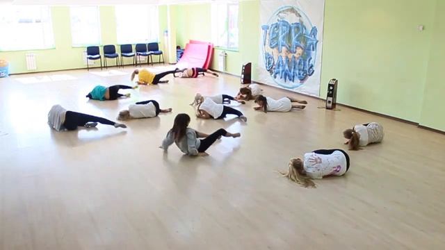 TeRRa Dance Center - Contemporary (средняя+младшая группы) промо-ролик 2014 смотреть онлайн