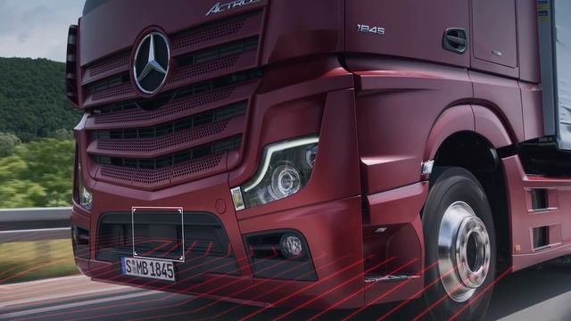 Active Drive Assist. | Mercedes-Benz Trucks