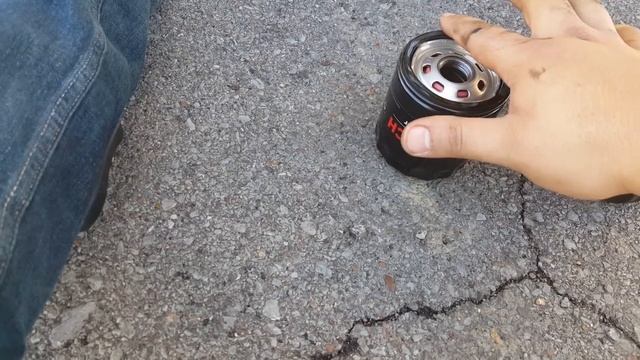 How to change oil on a 2004 - 06 Chevy Colorado - 2.8 Liter Engine! смотреть онлайн