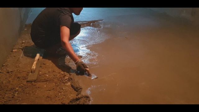 Бетонная стяжка во дворе . Styashka Quyish