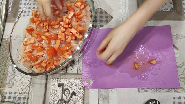 СОЧНАЯ КУРИНАЯ ЗАПЕКАНКА!!! Быстро и очень вкусно! смотреть онлайн