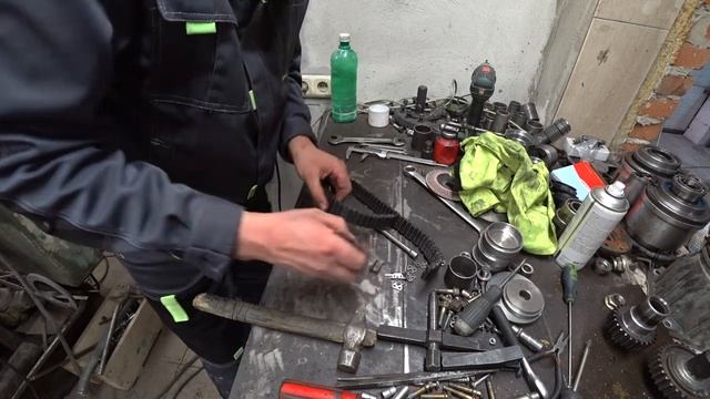 Квадроцикл не из Оки своими руками часть 23, токарка и Сварка корпусов для редукторов смотреть онлайн