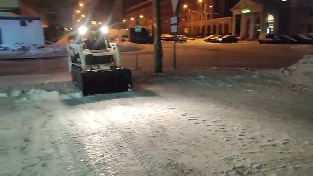 Bobcat чистка снега
