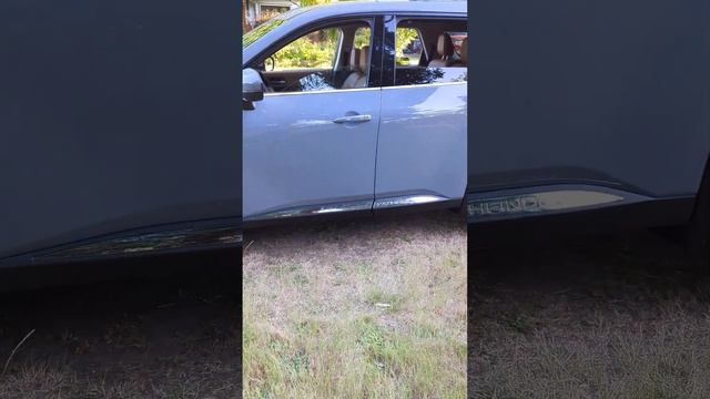 Does your Nissan do this? смотреть онлайн
