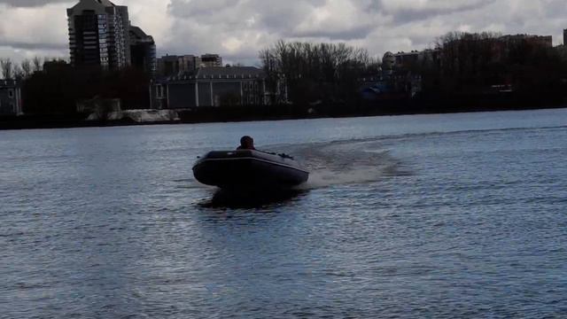 лодка с нднд Азимут Эверест 425