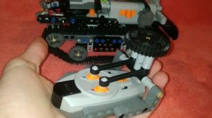 Модернизация лего техник пульта.Пульт для гусеничной техники.Обзор+инструкция