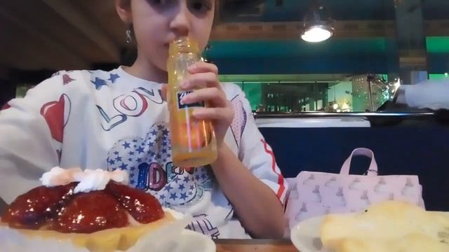 Я в ресторане ГРАБЛИ, челлендж съеш палочку корицы