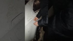 Как открыть лючок бака Шкода Рапид