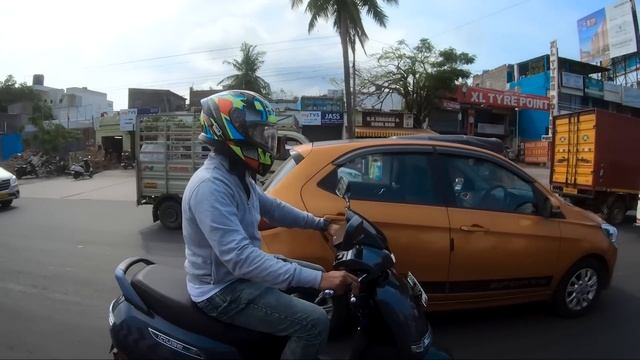 TVS iQUBE S Electric | Detailed Tamil Review смотреть онлайн