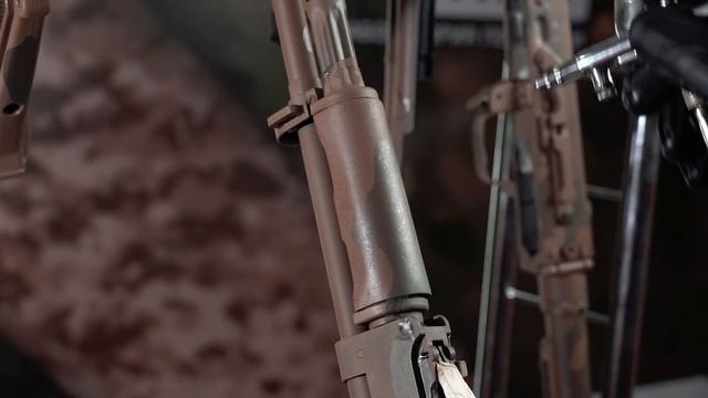 Оружейная краска "Тайга". Покраски в камуфляж Woodland M81. смотреть онлайн