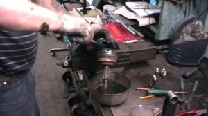 тойота филдер замена наружнего пыльника шруса.wmv