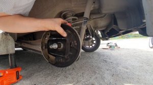 замена задних тормозных колодок сузуки солио suzuki solio