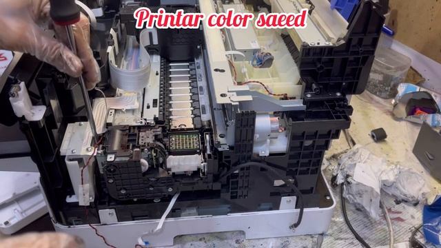 Cleac epson 5290 حل مشكلة الأكواد وعدم خروج الفايظ من صندوق الصيانه смотреть онлайн