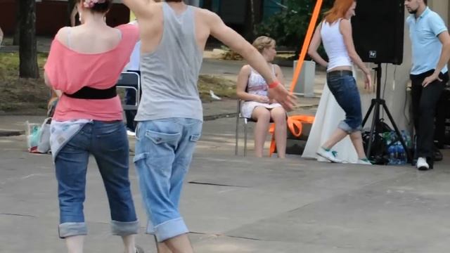 Студия танца в стиле свинг и рок-н-ролл J.J.Stars смотреть онлайн