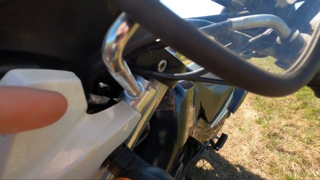 Установка ветрового стекла на мотоцикл Stels Десна Фантом 220 | Racer Forester RC200LT смотреть онлайн