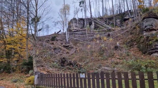 Соколиное гнездо - Чехия  Самая красивая осень в чешской Швейцарии