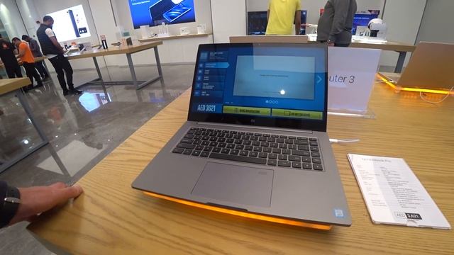 VLOG : ДУБАЙ / Магазин Redmi в Дубае / Сколько стоит Xiaomi