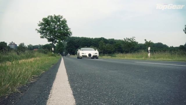Bugatti Veyron vs Volkswagen XL1 | TopGear | Test Drive | ENG Subs смотреть онлайн