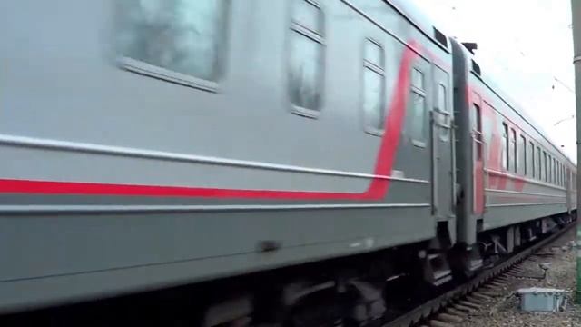 ЭД4мк-0026 и ЧС2к-686 с поездом №118 "Москва - Новокузнецк" смотреть онлайн