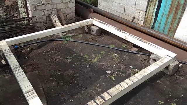 Курятник 2х2 из подручных материалов часть 1 смотреть онлайн