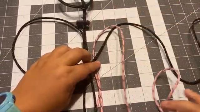 Paracord Water Bottle Handle Activity for Kids смотреть онлайн