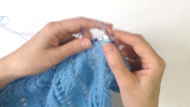 Ажурный палантин спицами \ мастер класс \ простой узор из тонкой пряжи смотреть онлайн