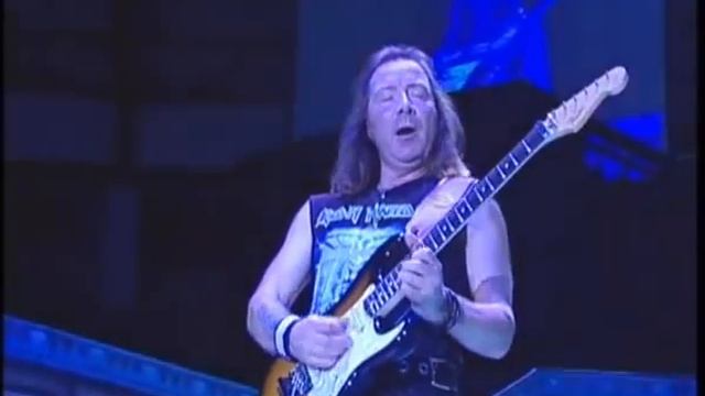 Iron Maiden Live in Poa - 2 - 2 Minutes To Midnight смотреть онлайн