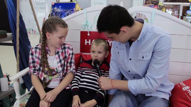 Happy Молл Kids смотреть онлайн