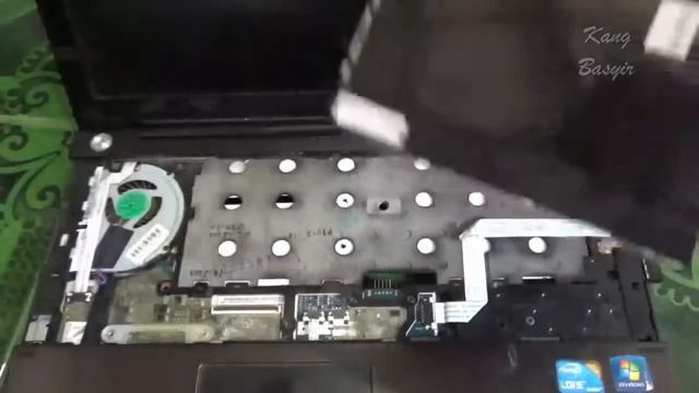 Computer Laptop Dissassembly Replace keyboard Laptop HP Pro Book 5320M 5310M смотреть онлайн