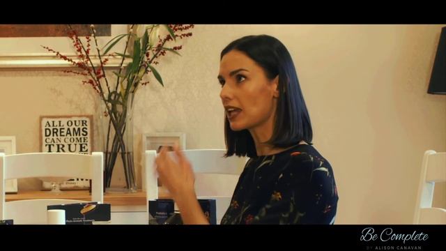 YONKA SKINCARE'S PHILOSOPHY смотреть онлайн