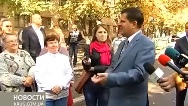 Костусев опять пиарился перед бюджетниками смотреть онлайн