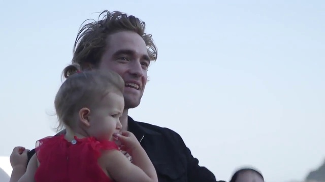OFFICIAL PHOTCALL VIDEO! - - HighLife RobertPattinson - - смотреть онлайн