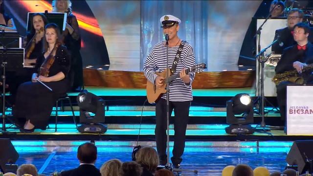 Дмитрий Харатьян 