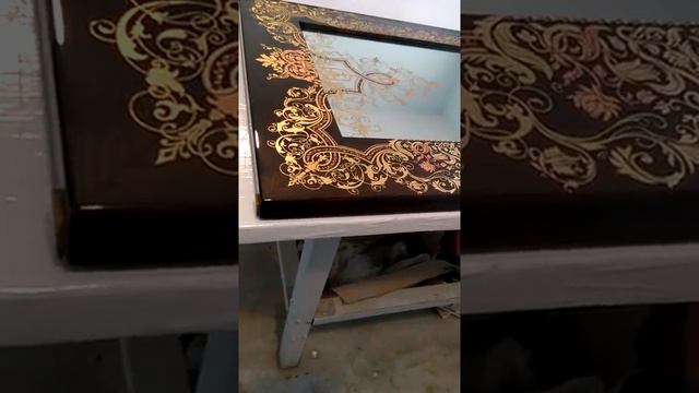 Напольное зеркало в дубовой раме. Инкрустация. Глянцевый лак. смотреть онлайн