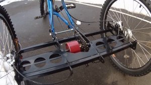 Взрослый грузовой трехколесный электровелосипед с мостом