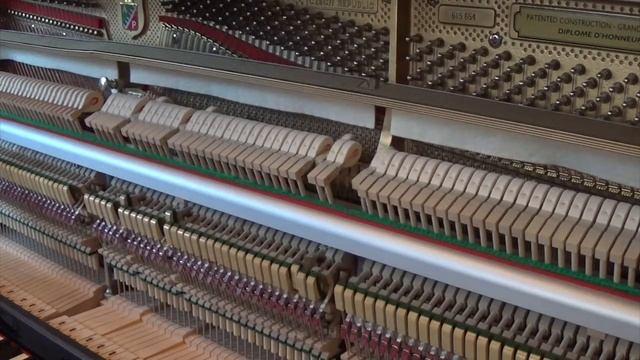 Prelude in F minor смотреть онлайн