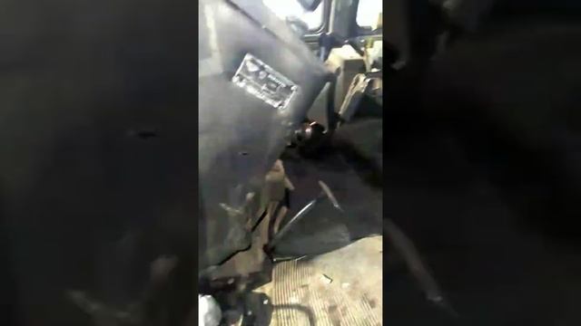Экскаватор ЭО-2621 на шасси МТЗ-80 экспресс-обзор от Владислава Перегудова смотреть онлайн