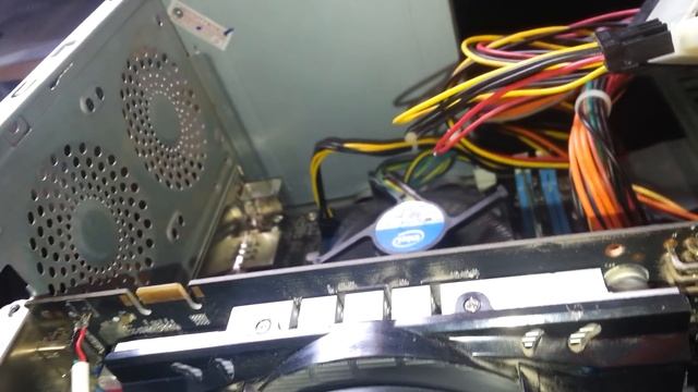 Audio Hdmi placa de video Asus 9800gt cabo spdif out como fazer um смотреть онлайн