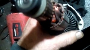 болгарка временами бросает дым не факт что сгорела