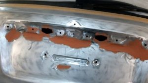 Honda CR-V  - Коррозия крышки багажника. Ремонтируем.