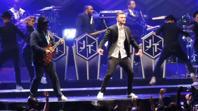 Justin Timberlake - My Love (Live At Barclays Center) 12-14-14