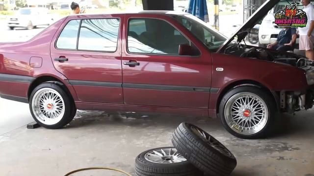 Volkswagen Vento ลอBBS RS 17x8.5 ET20 ยางKumho20545 R17 นครทรพยยางยนต