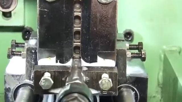 Нарезание гаечной резьбы метчиком смотреть онлайн