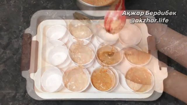 Сәбіз қосылған капкейк. Морковный капкейк. Капкейки смотреть онлайн