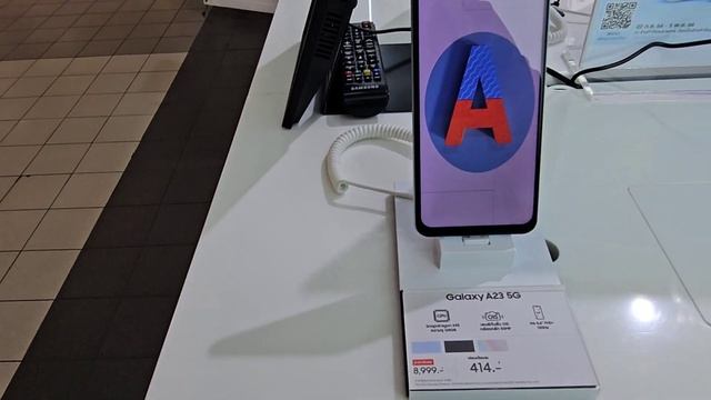 #Паттайя. Жесть!!! Вот это ЦЕНЫ НА ТЕЛЕФОНЫ!!!@ смотреть онлайн