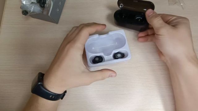 Беспроводные наушники F9 смотреть онлайн