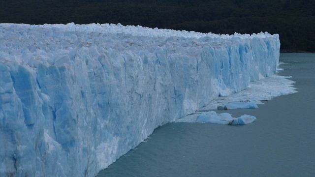 GLACIER PERITO MORENO / ARGENTINA смотреть онлайн